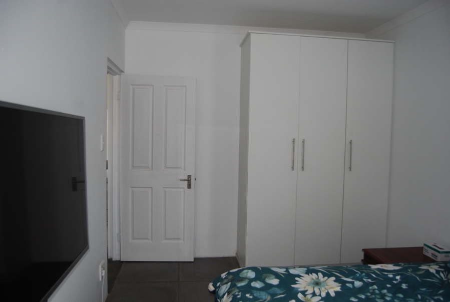 To Let 4 Bedroom Property for Rent in Country Club Western Cape